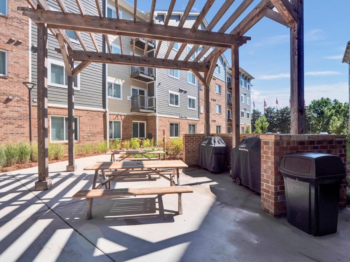 Waterwalk Extended Stay By Wyndham Charlotte - Arrowood Exterior photo