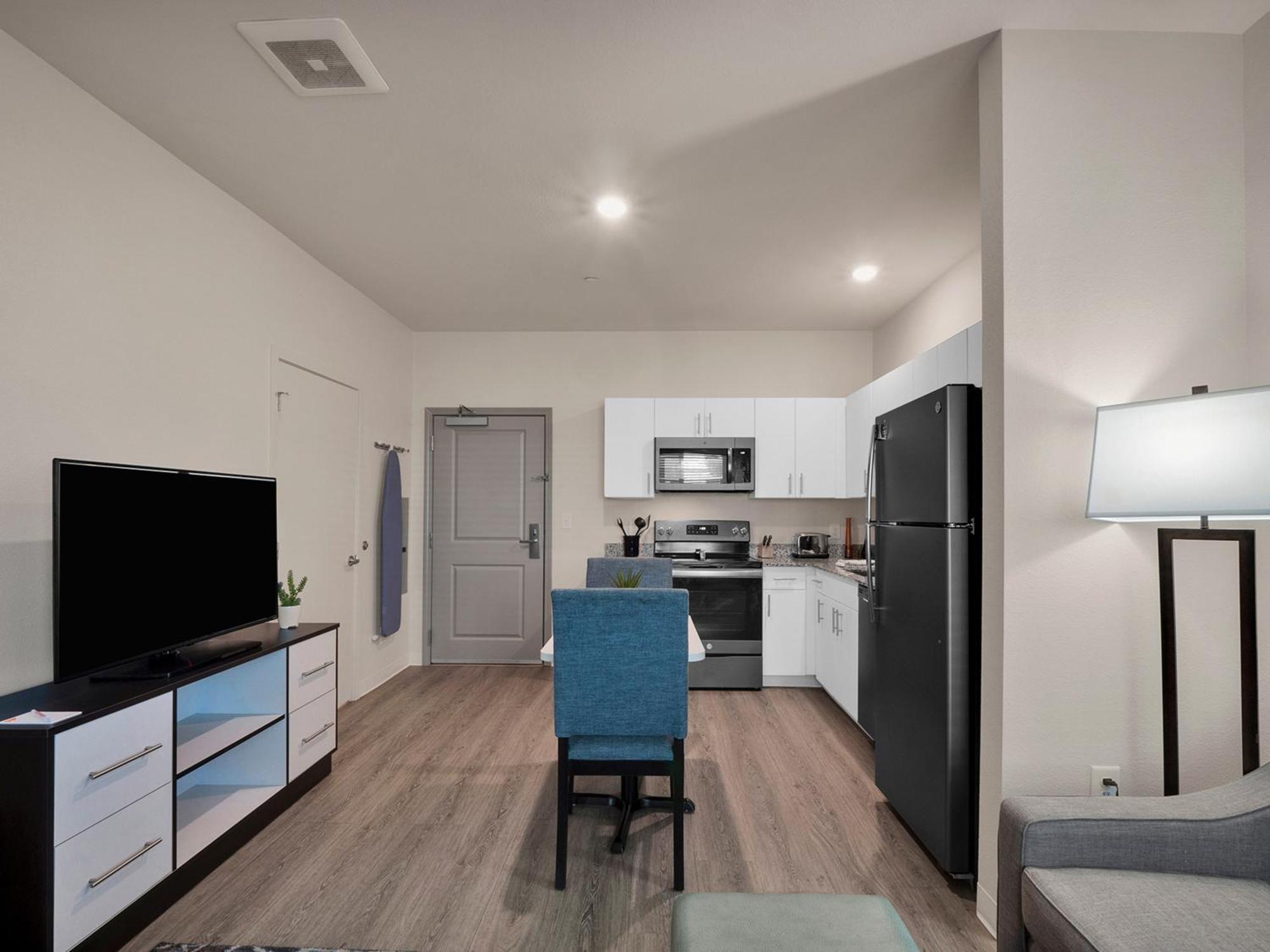 Waterwalk Extended Stay By Wyndham Charlotte - Arrowood Room photo