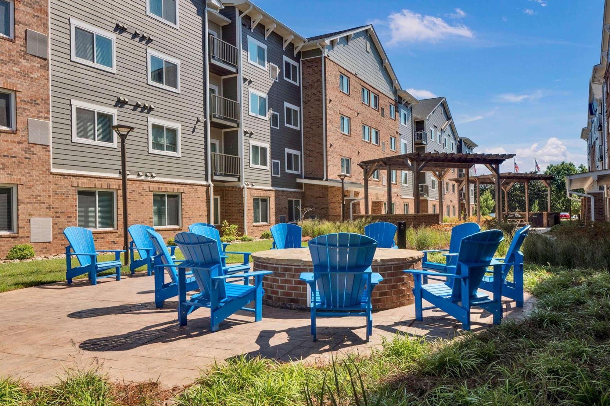 Waterwalk Extended Stay By Wyndham Charlotte - Arrowood Exterior photo